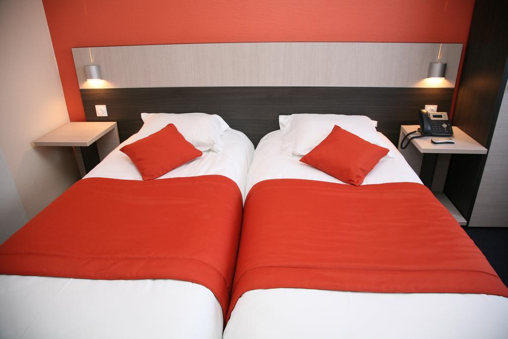 Logis Hotel- Restaurant La Renaissance Baccarat Δωμάτιο φωτογραφία